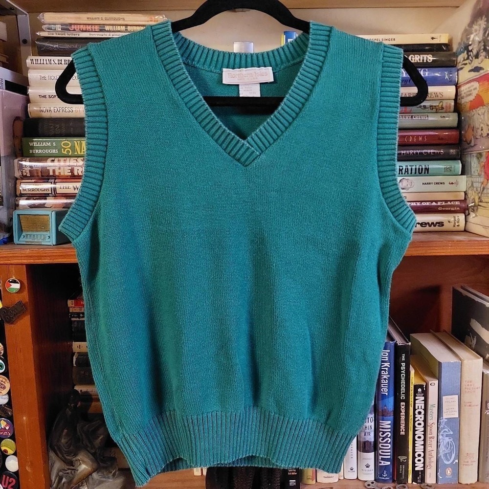 Vintageâ green 100% cotton made in USA v-neck sweater vest.